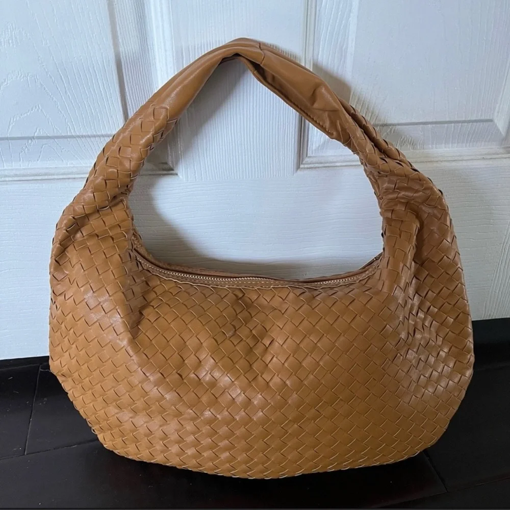 Nasty Gal Camel Vegan Leather Woven Zip Up Hobo Jodi style Bag - Picture 4 of 7